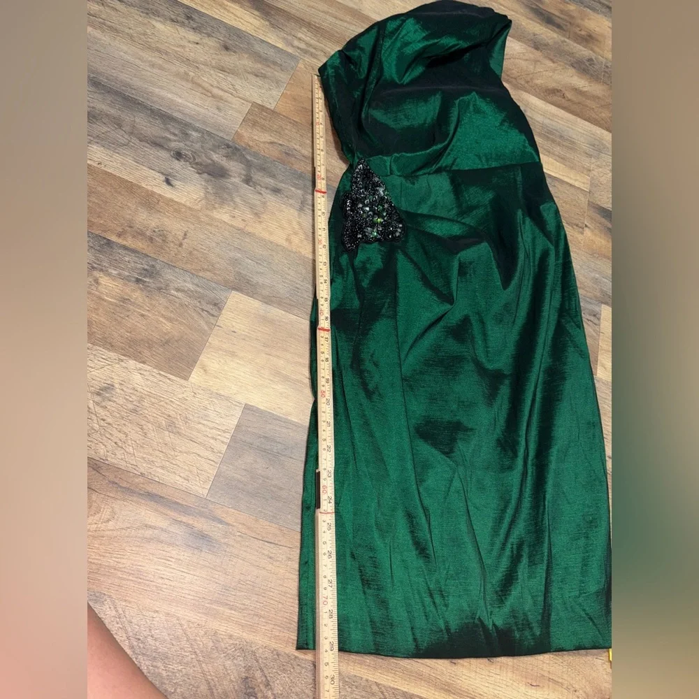 Xscape by Joanna Chen Emerald Green Satin Cocktail Dress w/ Beaded Accent - Picture 4 of 8